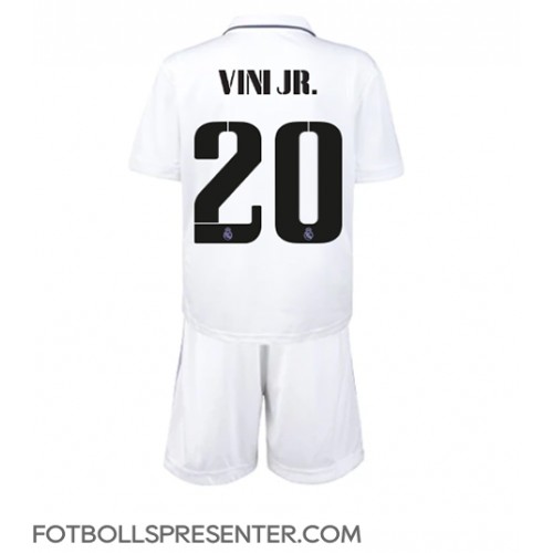 Real Madrid Vinicius Junior #20 Hemmatröja Barn 2022-23 Kortärmad (+ korta byxor)